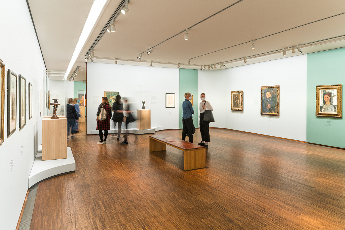 Einblick in die Ausstellungshalle | Foto © Robert Bodnar