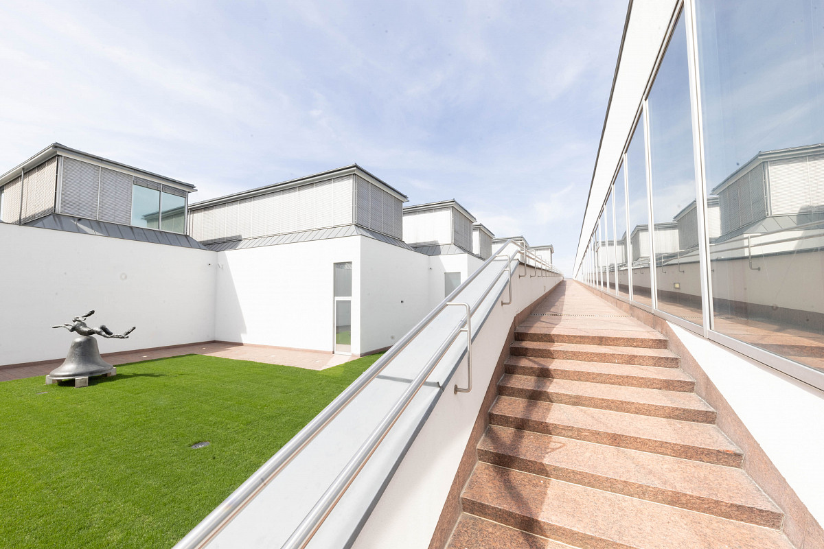 : ALBERTINA KLOSTERNEUBURG, 