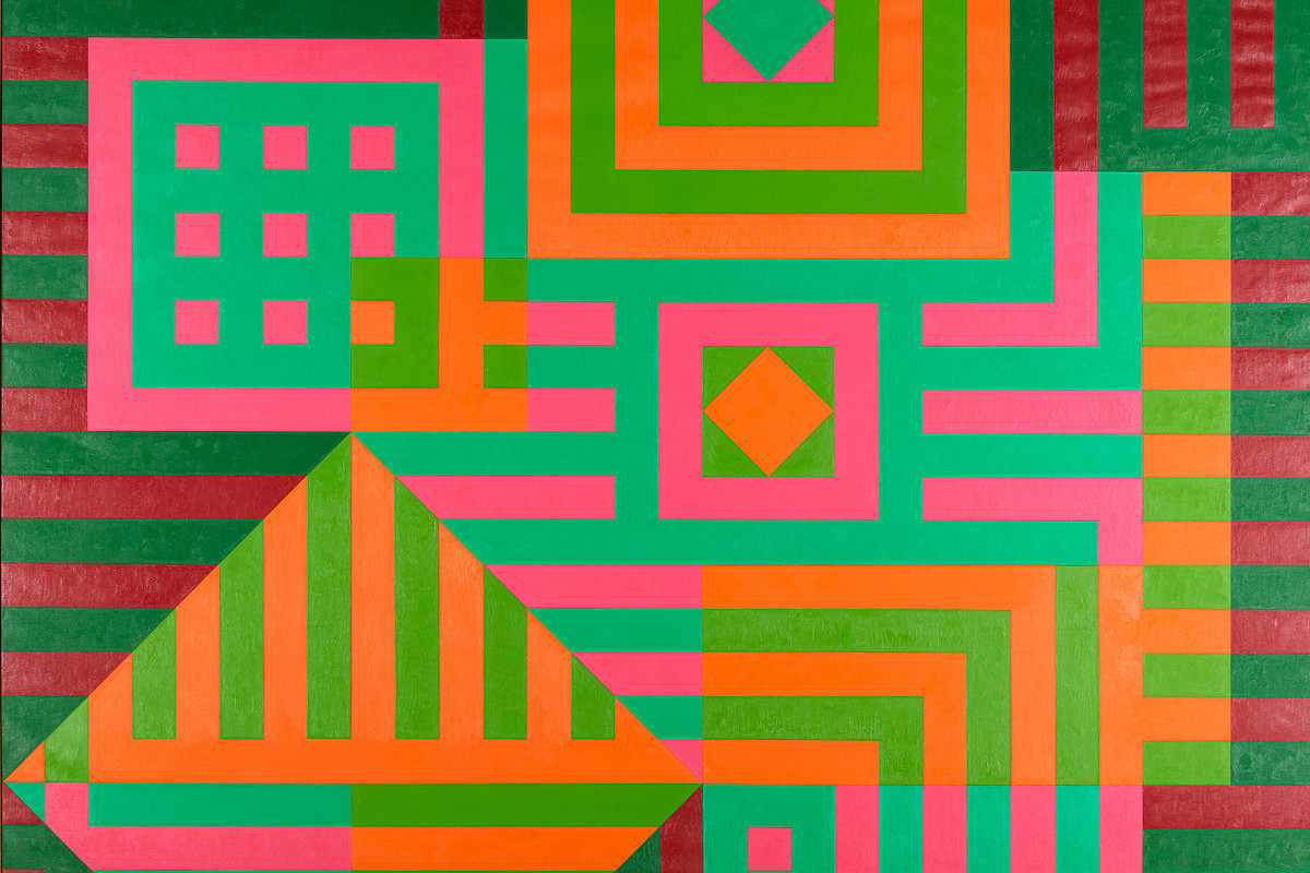 Anordnung geometrischer Muster und Linien in Grün-und Rottönen, welche teilweise Quadrate und andere Formen bildet. | Victor Vasarely | Kiu-Siu, 1963 | ALBERTINA, Wien – The ESSL Collection © Bildrecht, Wien 2025