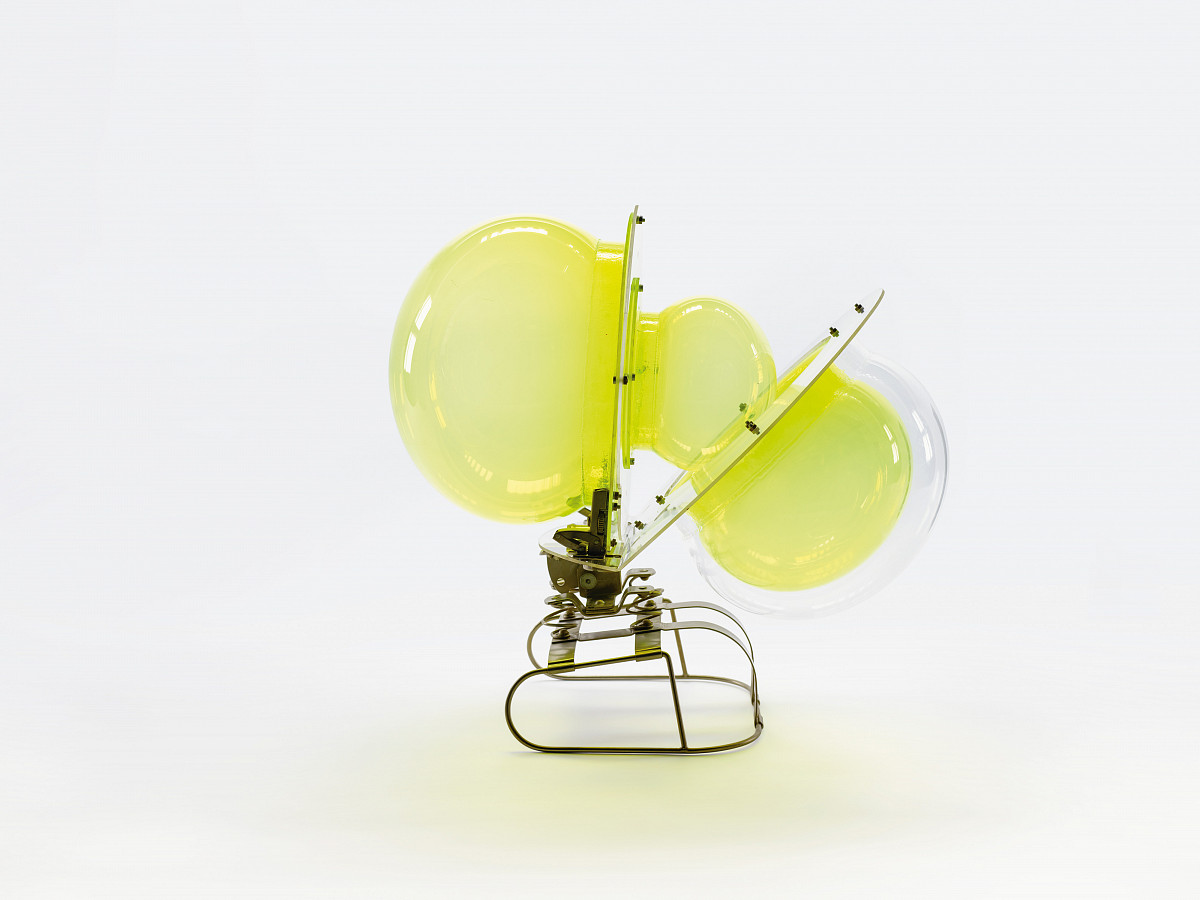 Cornelius Kolig: Variationsobjekt aus dem Plexi-Plastik-Baukasten, 1969