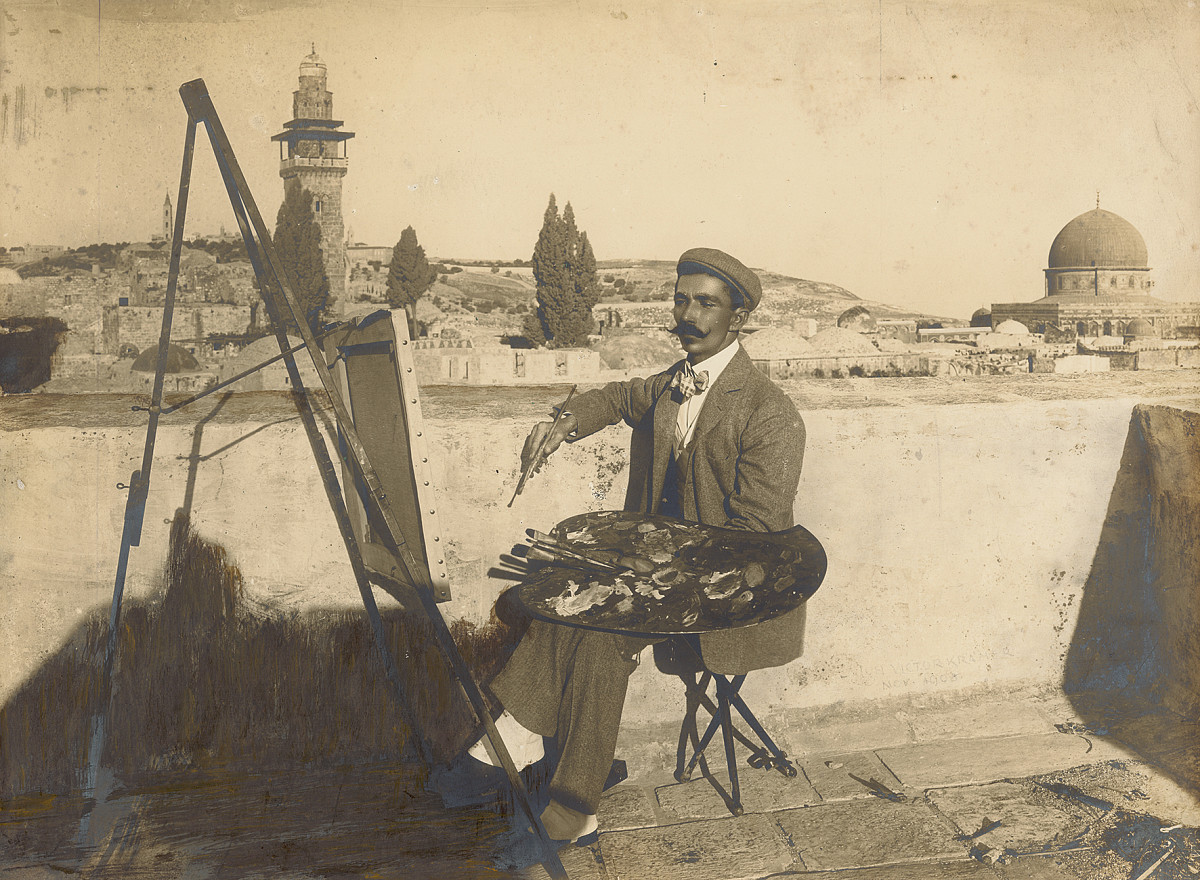 Johann Victor Krämer: Selbstporträt auf der Terrasse des Österreichischen Pilgerhospizes in Jerusalem, um 1900