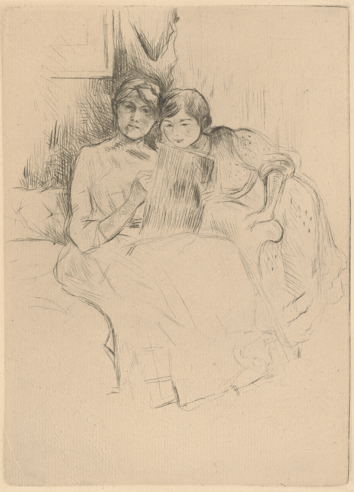 Drawing: A woman is sitting on the sofa with a sketchpad in her hand. Her daughter is standing next to the sofa, leaning against the backrest and looking at the sketchpad.