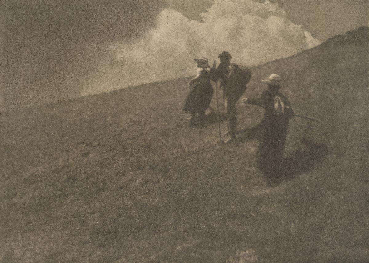 Heinrich Kühn: Wanderer vor einer Wolke, 1912−1913