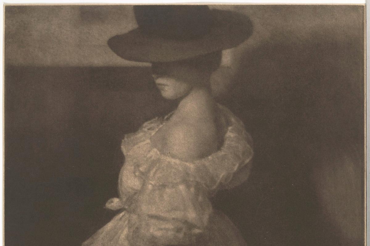 Heinrich Kühn
| Tonwertstudie II (Mary Warner), Aufnahme um 1908
|
Privatbesitz ©Estate