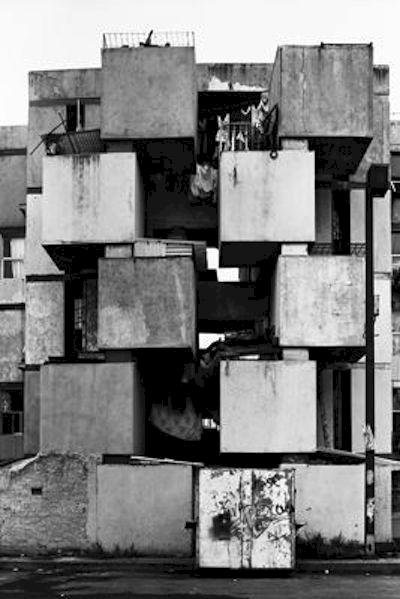 AGLAIA S. KONRAD | Mexiko City, 2009 | BW digitaler Print auf archival paper Fotopapier: 144 x 98 cm (56 11/16 x 38 9716 in.) |  Erworben aus den Mitteln der Galerieförderung des BMUKK | Albertina, Wien