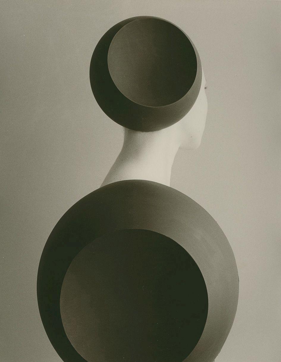 TINA LECHNER | Untitled, 2013 | Silbergelatineabzug 30x24cm | Erworben aus den Mitteln der Galerieförderung des BMUKK | Albertina, Wien