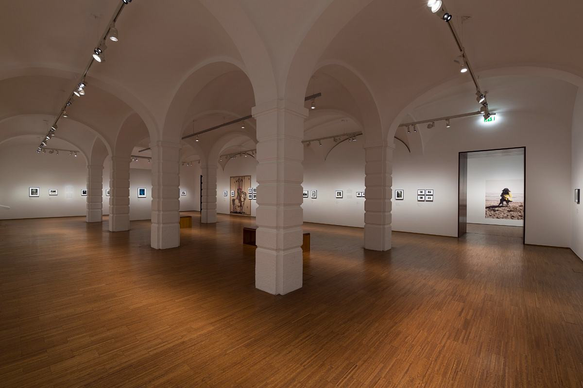View in the exhibition hall, Film-Stills | Photo © Bureau Kies